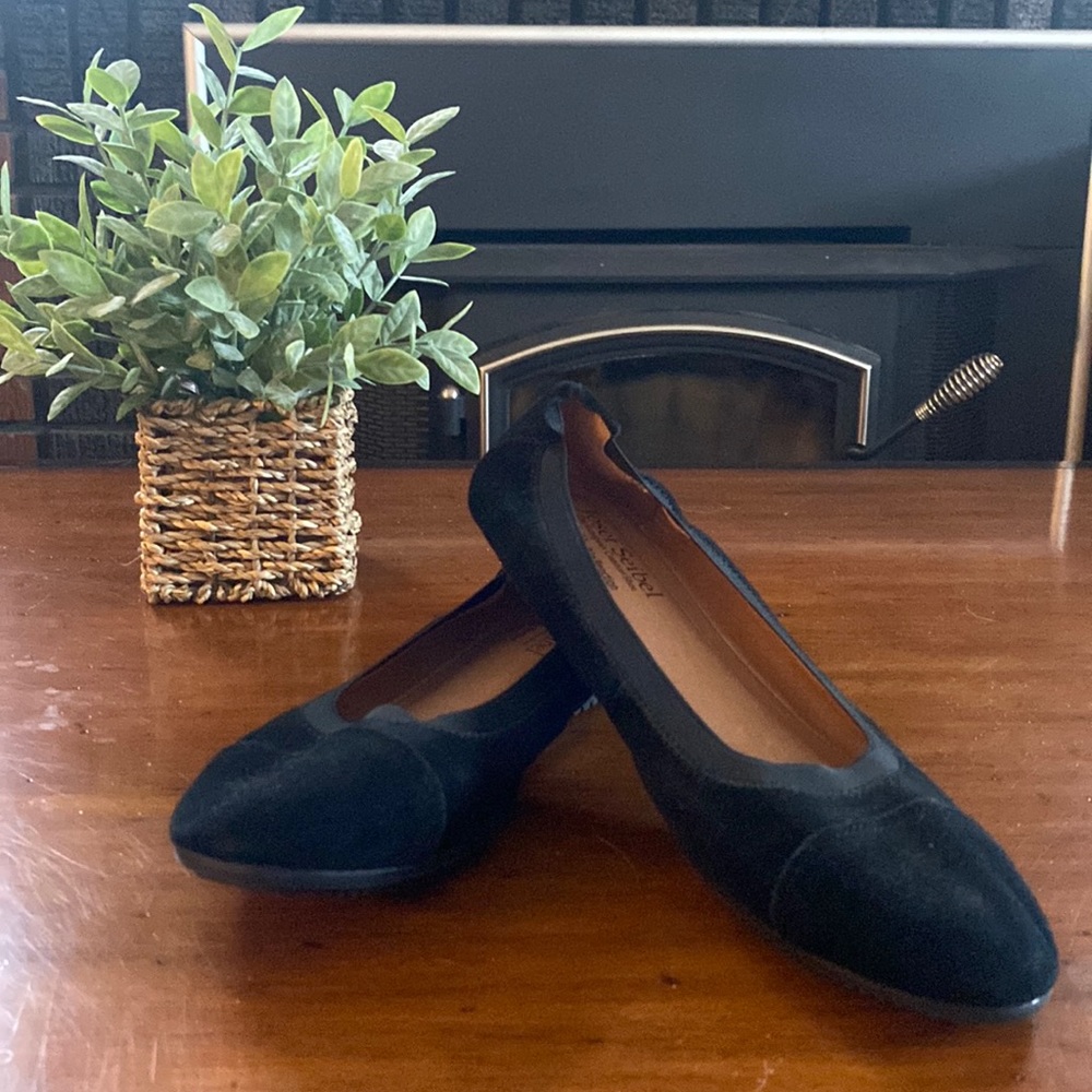 Josef Seibel Pippa flats sz 40